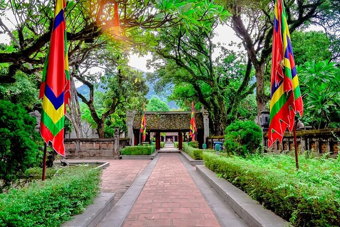 Full-Day Hanoi City Tour with Hidden Local Life Experience - Ta Hien Street and the city after dark