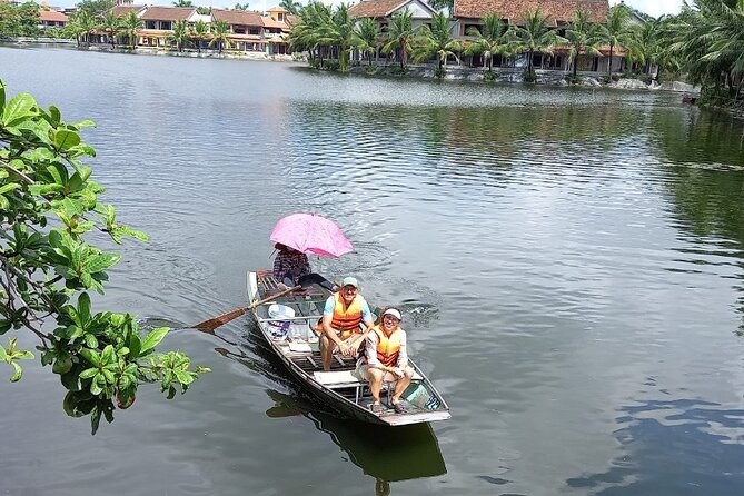 Full-Day Ninh Binh Highlights Tour from Hanoi - Mua Cave and the 500-step climb