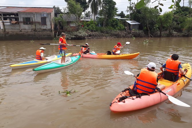 Full Day Off The Beaten Track the Mekong Delta. - Cycling from riverbanks into village life