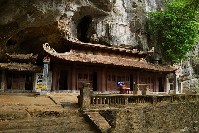 Full Day Private Tour in Ninh Binh(Trang An-Bich Dong-Mua Cave) - The climb to Mua Cave’s mountain viewpoint