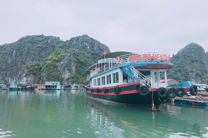 Full day trip to Lan Ha-Ha Long Bay from Cat Ba, avoid the crowds - Kayaking through Bat Cave, Dark Cave, and Bright Cave