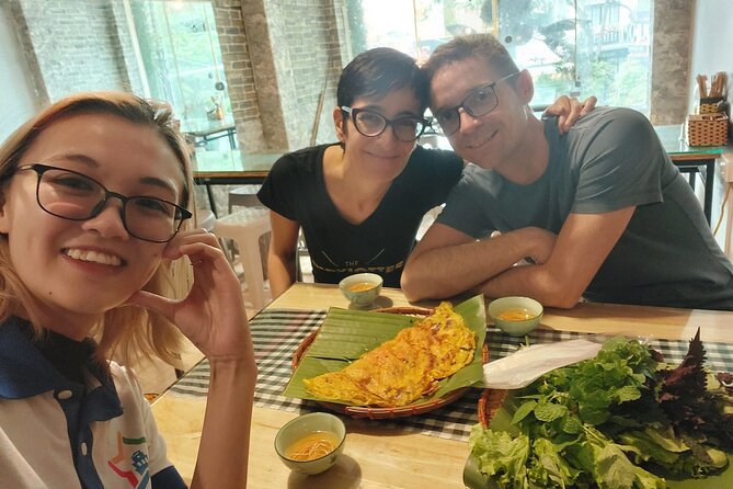 (Group/Individual) HANOI STREET FOOD TOUR - Starting beside Hoan Kiem Lake