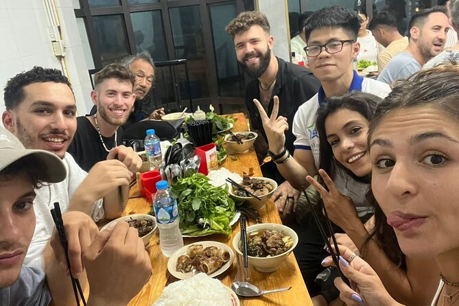 (Group/Individual) HANOI STREET FOOD TOUR - What the guides add to the experience