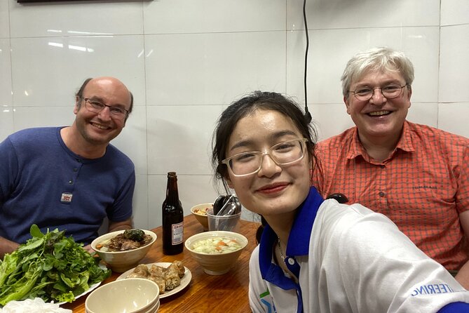 (Group/Individual) HANOI STREET FOOD TOUR - Small stools, local eateries, and the street food question