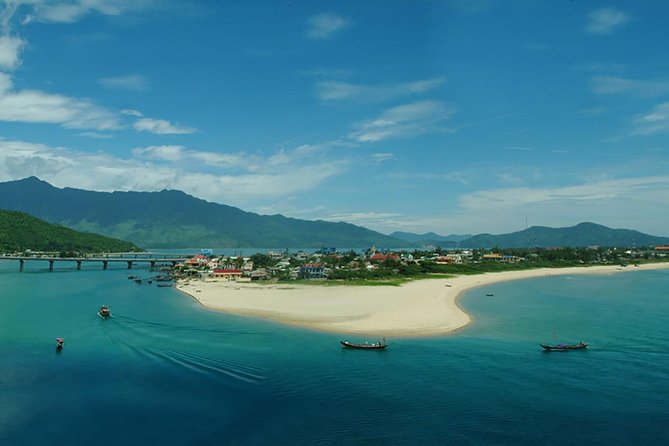 Group Tour: Visit Hue Imperial From Da Nang - Full Day Trip - Lunch gives the day a needed pause