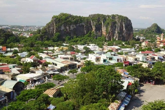Guided Private Ba Na Hills/Golden Hands Bridge, Marble Mountains - Golden Hands Bridge: impressive, crowded, and weather dependent