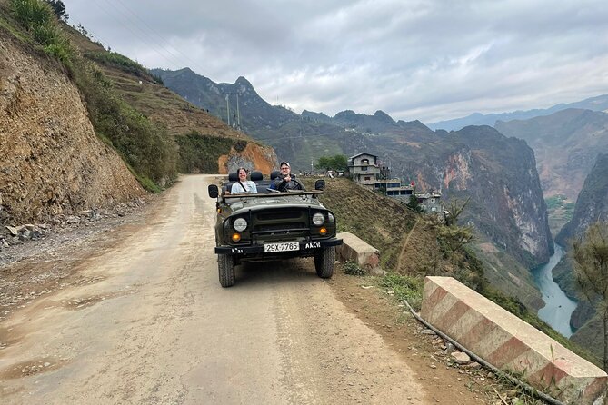 Ha Giang Army Open Air Jeep 2 Days Get Off the beanten path - Day two: Happy Road, Ma Pi Leng Pass, and Nho Que River