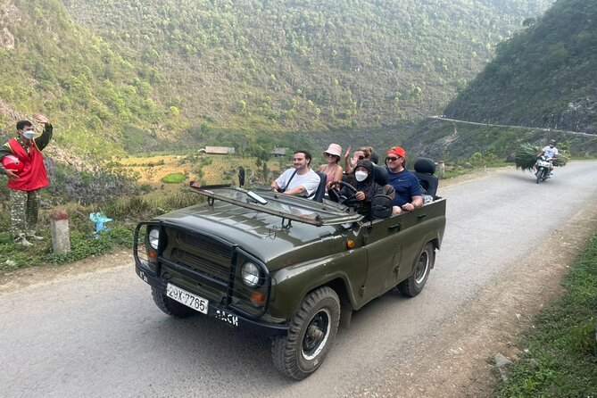 Ha Giang Army open Air Jeep 3 Days 2 Night Tour - Day two: Ma Pi Leng Pass and Meo Vac