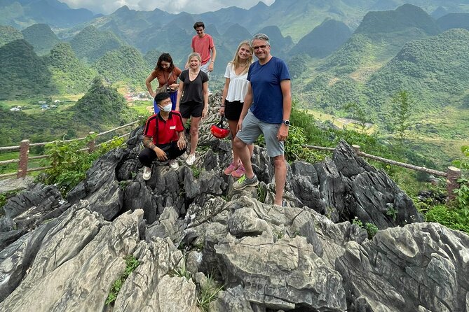 Ha Giang Loop 3 Days 2 Nights with Ha Giang Vision Tour - Day 1: From Ha Giang to Lung Tam’s weaving country