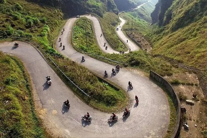Ha Giang Loop 3 days and 2 nights Motorbike Tour with Easy rider - Day 1: Quan Ba, Lung Khuy Cave, and the Lonely Tree