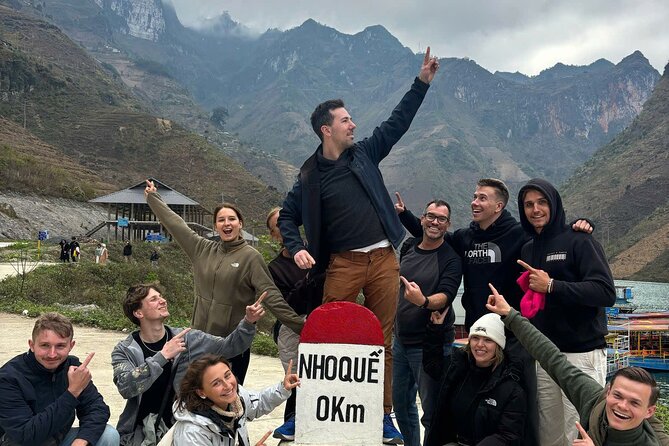 Ha Giang Loop 3 days Small group- From Ha Noi - Day one, from Bac Sum Pass to Dong Van
