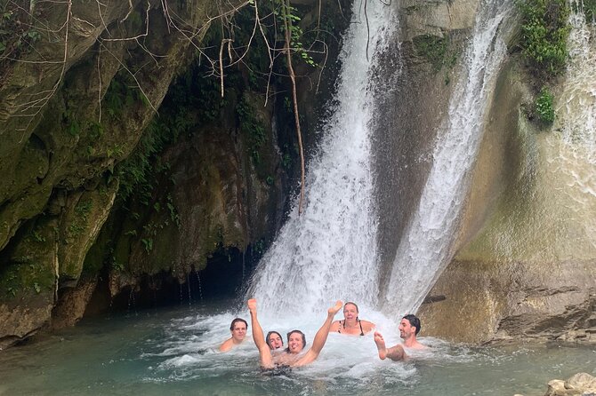 Ha giang loop 3days and 2nights with easy rider - Food, Accommodation, and Group Atmosphere