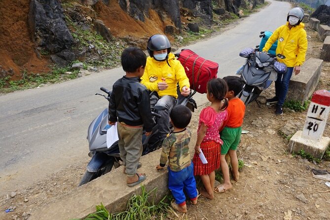 Ha Giang Loop 4 Day trip with Easy Rider - Day two: Dong Van, bamboo forest, and Ma Pi Leng Pass