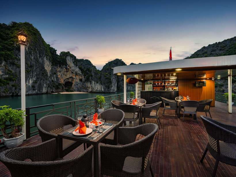 Ha Long Bay: 2-Day Tour with La Pandora Boutique Cruise - Who should book this cruise?
