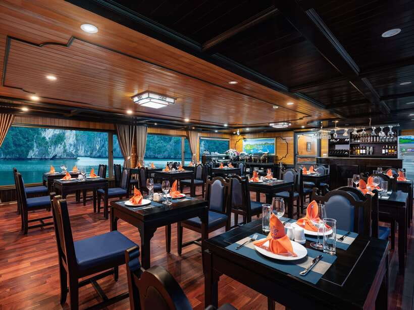 Ha Long Bay: 2-Day Tour with La Pandora Boutique Cruise - Sunrise and Dark and Bright Cave