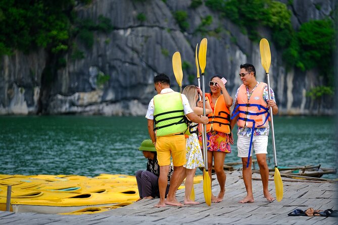 Ha Long Bay Cruise Day Tour-Cave, Kayaking,Ti top island & Lunch - A long but efficient day from Hanoi