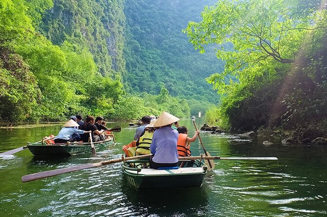 Ha Noi_Ninh Binh Tour Full Day_Mua Cave - Tam Coc - Hoa Lu - Hoa Lu and Vietnam’s early royal past