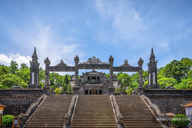 Hai Van Pass and Hue City Sites Deluxe Small Group Tour - Entering Hue Imperial City at 1:30 p.m.