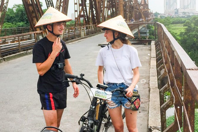 Half Day Ha Noi Tour by E-bike - Ho Chi Minh’s Mausoleum and the Final Stretch