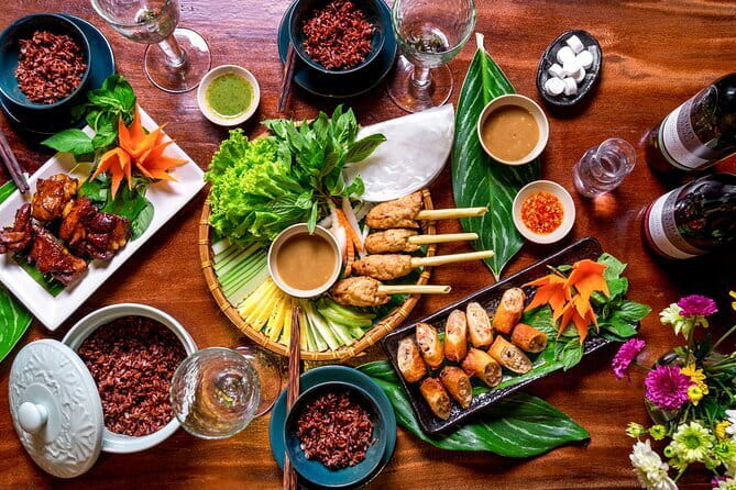 Half-Day Mindfulness Meditation Retreat in Hanoi - Releasing Animals and Sharing a Vegetarian Lunch