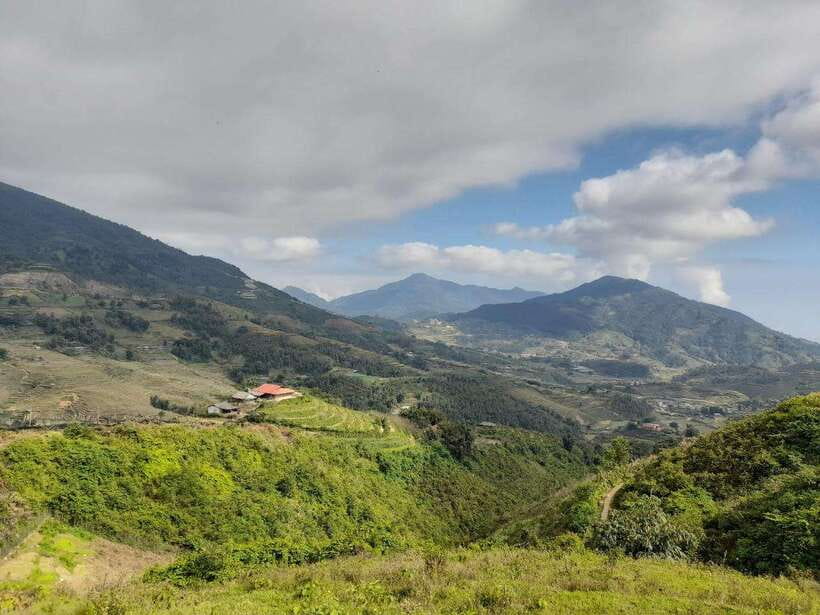 Half Day Sapa Trekking to Visit Lao Chai - Ta Van - Walking beside the Muong Hoa Stream