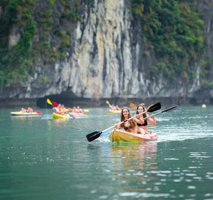 Halong 6 Hours Cruise: Kayak, Cave, Lunch, Beach & Island - The sunset party and the trip back
