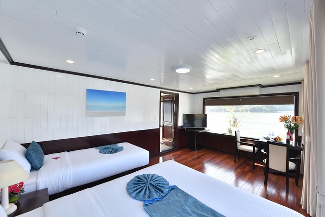 Halong Bay 2 Days 1 Night Included Transfer from Hanoi - Sunset activities and life aboard the ship