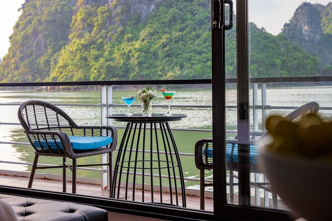Halong Bay Cruise 2 days 1 night from Hanoi included transfer - Meals, seafood, and the cooking class