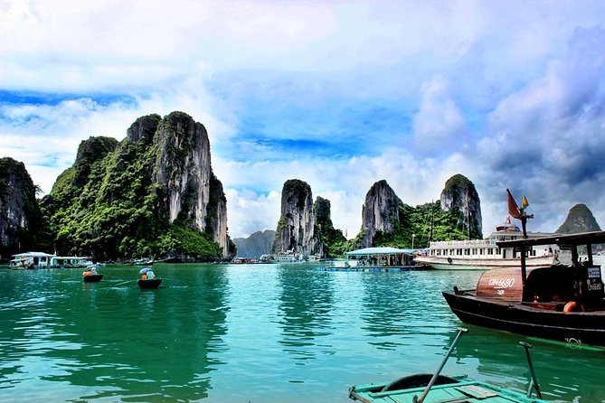 Halong Bay day tour 4 hours Cruise from Hanoi city - The timing problem you should not ignore
