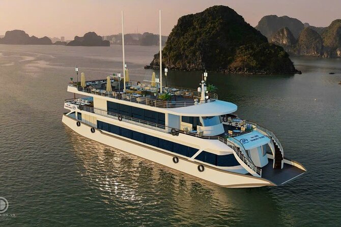 Halong Bay Day Tour By Diamond Era Cruise,Titop,Sung Sot & kayak - Boarding Diamond Era at 11:45