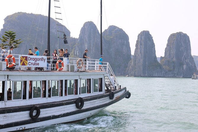 Halong Bay Day Tour Islands, Cave, Kayak. Lunch. All inclusive - The private upgrade versus the regular group tour