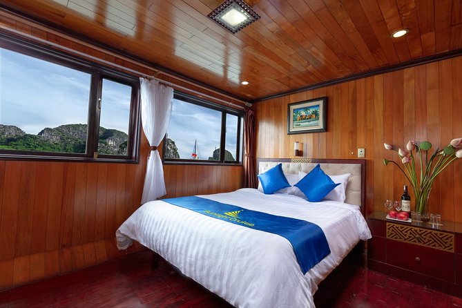 Halong bay Deluxe Cruise 2D/1N: Kayaking, swimming, Titop island & surprise cave - Sung Sot Cave, Halong Bay’s big natural show