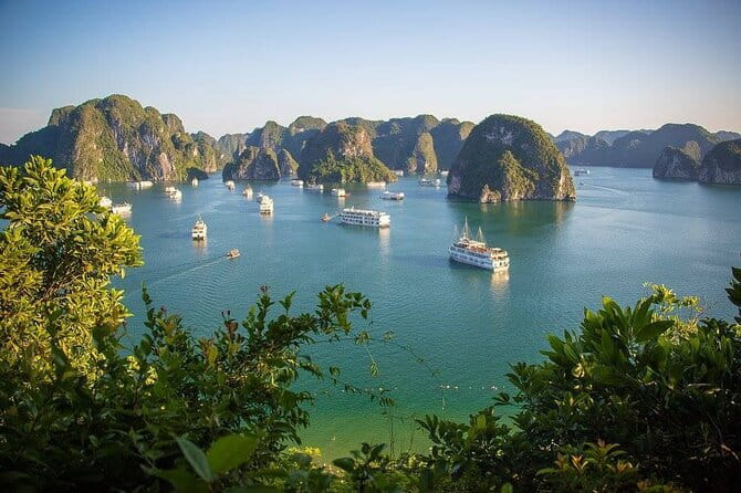 Halong Bay Full Day with All-Inclusive - The Road from Hanoi to Tuan Chau