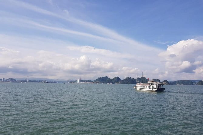 Halong Bay Shore Excursion: Full Day Cruise Tour from Cruise Port - Meeting at Ha Long International Cruise Port