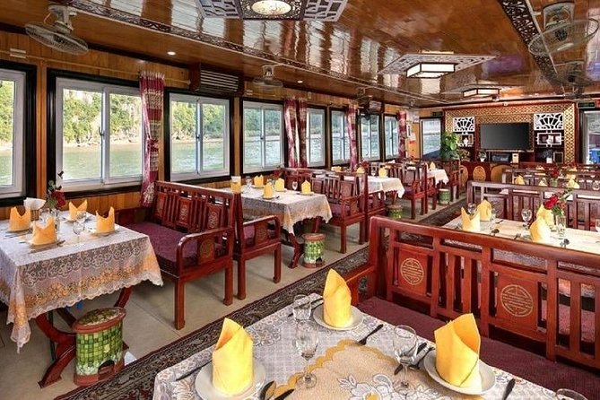 Halong Day Tour Islands, Caves, Kayak, Lunch w Dragonfly Cruise - A full day from Hanoi to Ha Long Bay