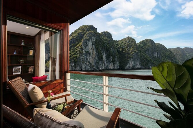 Halong Pandora 5 Star Cruise 2D1N-All Inclusive, cave, transfer - Morning views and Frog Pond