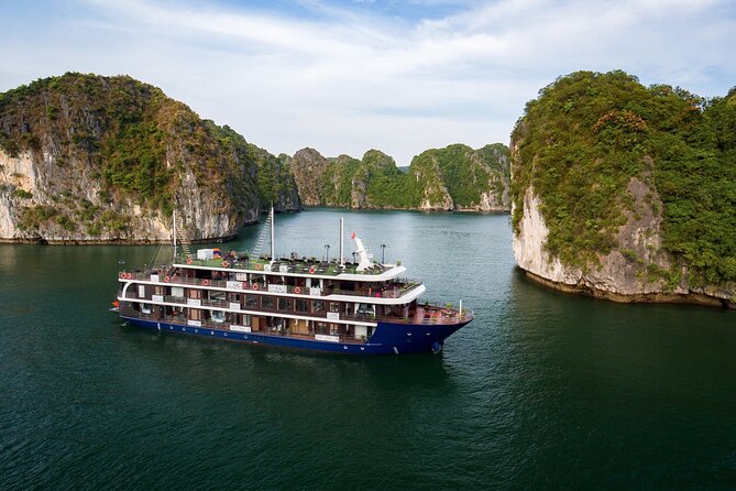 Halong Pandora 5 Star Cruise 2D1N-All Inclusive, cave, transfer - What the five-star claim really means