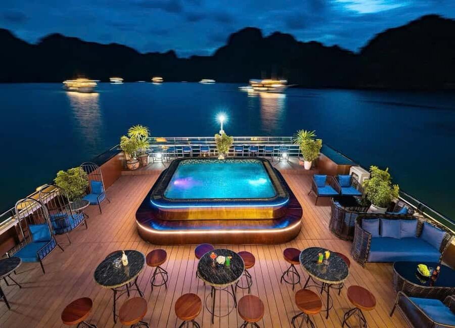 Hanoi: 2-Day Ha Long & Lan Ha Bay 5-Star Boat with Balcony - Day one: lunch, limestone islands, and Lan Ha Bay water time