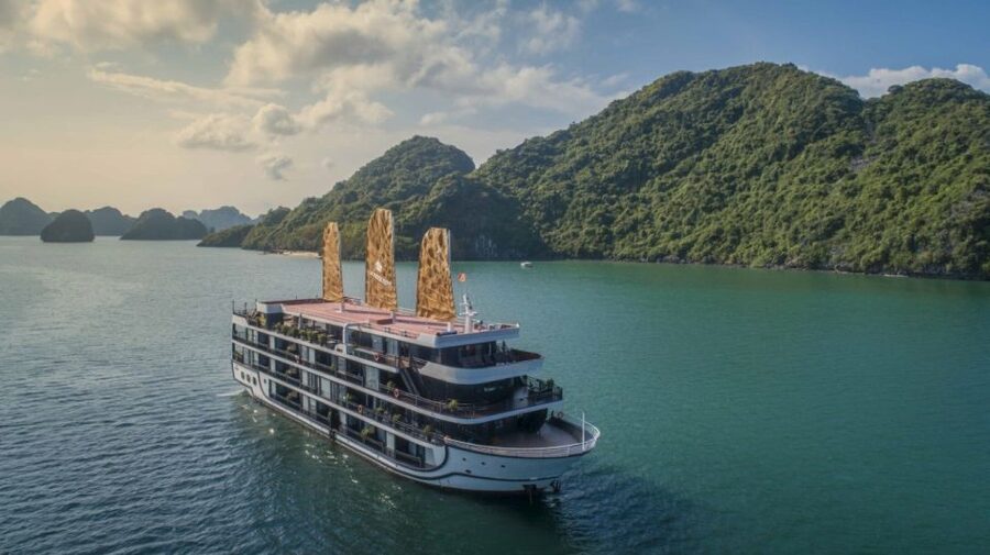Hanoi: 2-Day Halong & Lan Ha Bay 5-Star Cruise with Balcony - Spring rolls, seafood, and squid fishing
