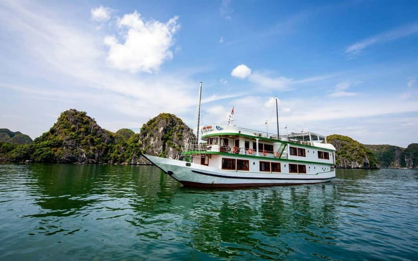 Hanoi: 3Days: Lan Ha bay: classic cruises & Ninh Binh trip - Who should book this trip