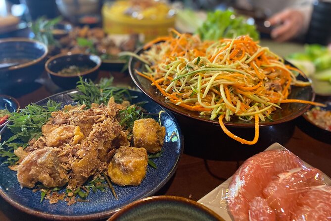 Hanoi: 7 Tasting Street Food Walking Tour and Train Street - Is $35 a Good Value?