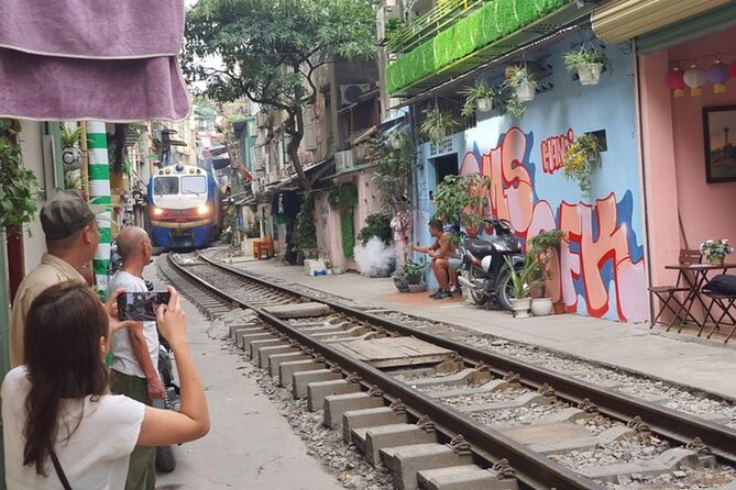 Hanoi All-In-One Tour: Highlights & Train Street & Culture & Fun - Hanoi Train Street in 30 minutes
