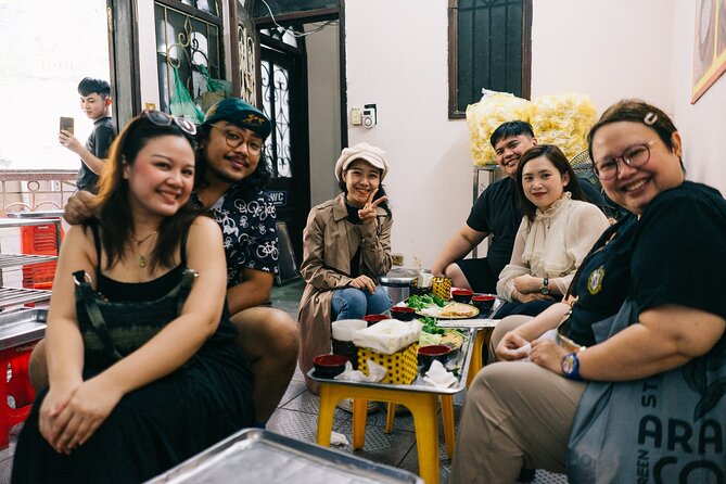 Hanoi Authentic Local Food Tasting Tour - Starting beside Hoàn Kiếm Lake
