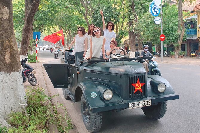 Hanoi Backstreet Jeep Tour : Hanoi HIGHTLIGHTS and HIDDEN GEMS - Hanoi Train Street and the timing question