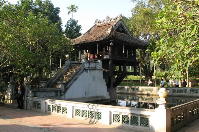 Hanoi City Half Day Private Tour: Hidden Corners & Train Street - Hanoi Opera House: a brief French finale