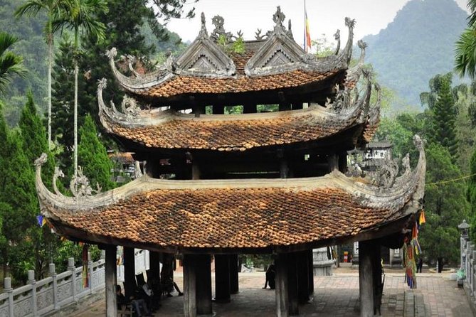 Hanoi City Half Day Private Tour included train street, meals - Ma May Street gives you a look at old Hanoi homes