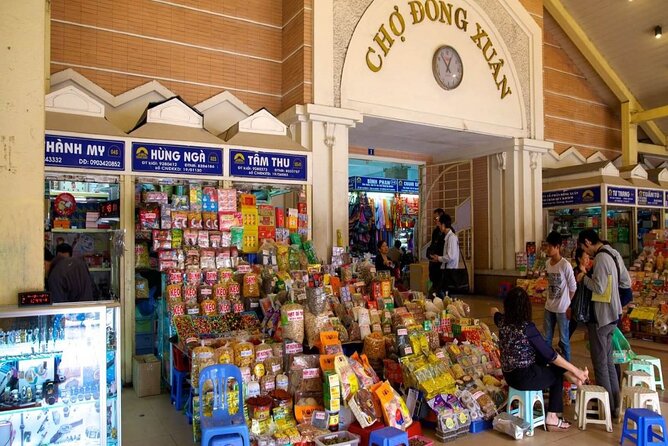 Hanoi City Half-Day Private Tour: Train Street And All Highlights - Dong Xuan Market: a short look at Hanoi commerce