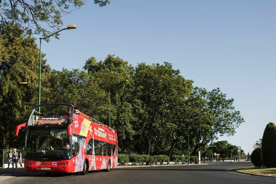 Hanoi: City Sightseeing Hop-On Hop-Off Bus Tour - Why this bus works well in Hanoi