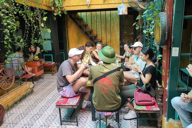 Hanoi City Tour : Hanoi Highlights and Hidden Gems - Hai Ba Trung: ordinary streets instead of another monument