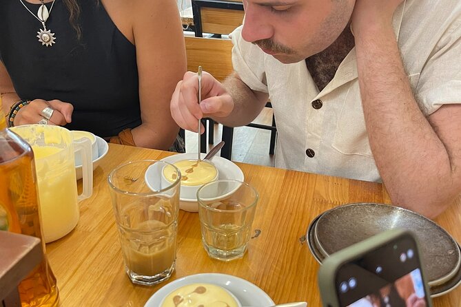 Hanoi Coffee Class learning 5 famous coffee in Hanoi - Five drinks, from condensed milk coffee to egg coffee
